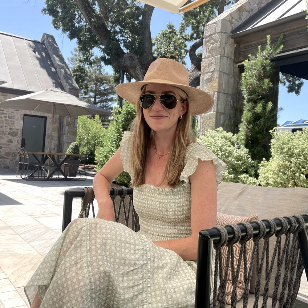 Meet your Posher, Lea